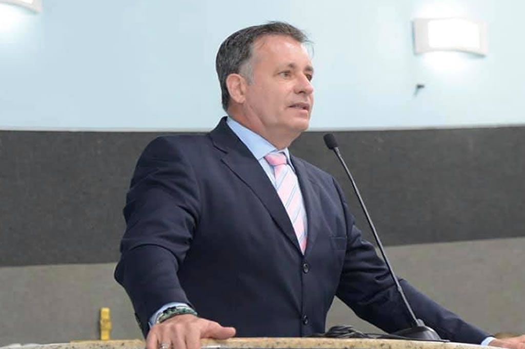 lucianorezende_vix_face.jpg