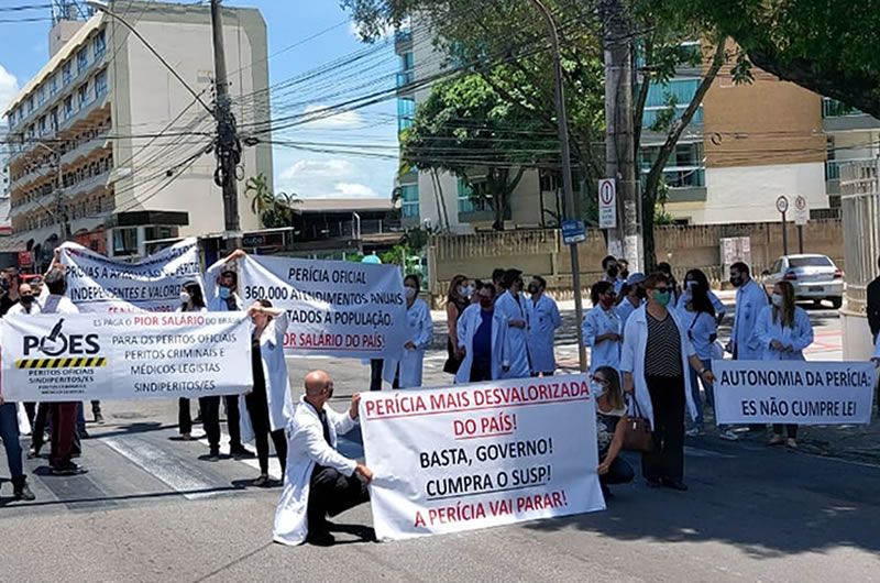 peritos_protesto_divulgacao.jpg