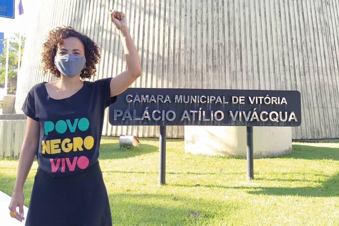 camila_valadao_posse_rede_social.jpeg