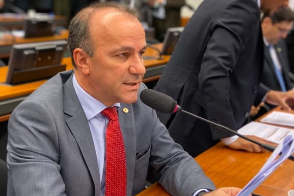 helder_salomao_camara_dos_deputados.jpeg