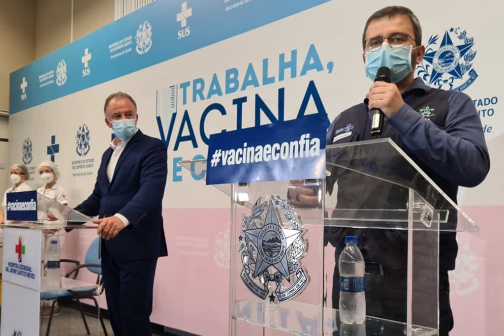 vacina_e_confia_casagrande_e_nesio_rodrigo_araujo_governo_es.jpeg