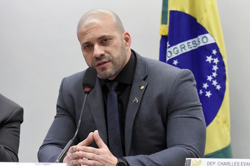 daniel_silveira_camaradeputados.jpg