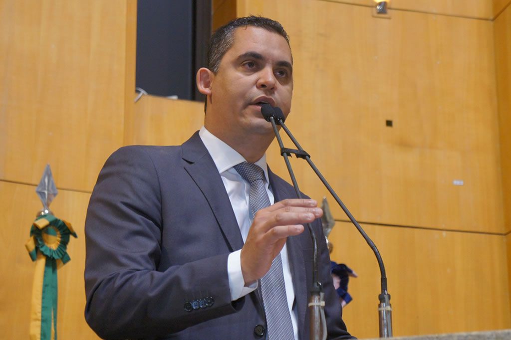 gilsondaniel_2_lissadepaula_ales.jpg