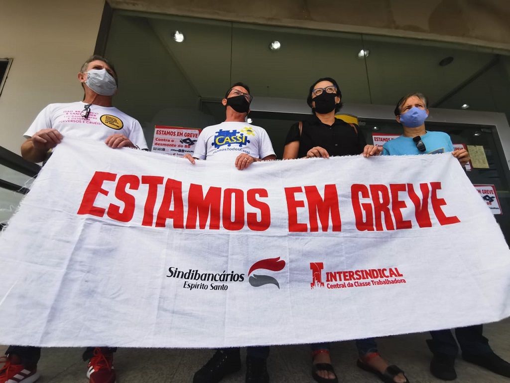 paralisacao1_BB_Creditos_Sergio_Cardoso.jpg