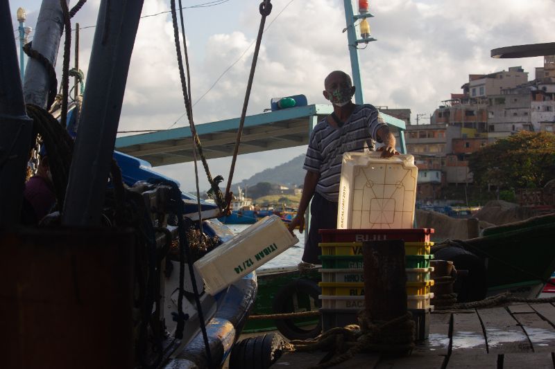 pescadores_praia_do_sua_foto_joao_paulo_izoton.jpg