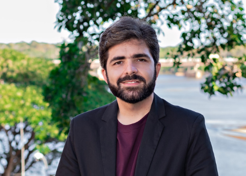 professor_antonio_cesar_CreditosRedesSociais.png
