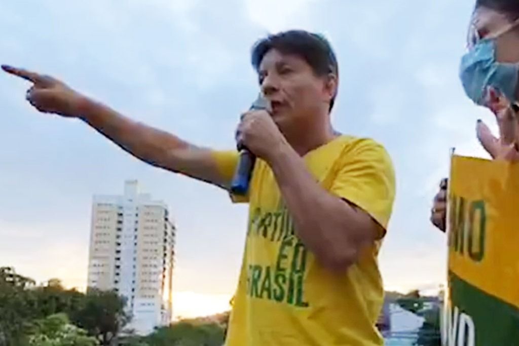 assumcao_protesto_bozo_reproducao.jpeg