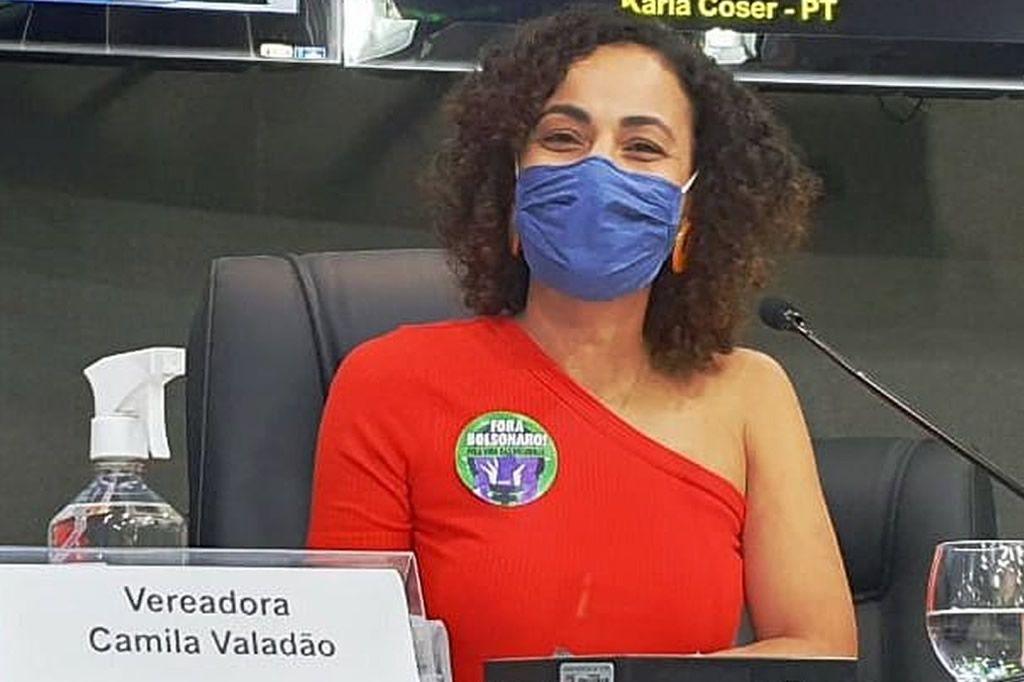 camilavaladao_3_assessoria.jpg