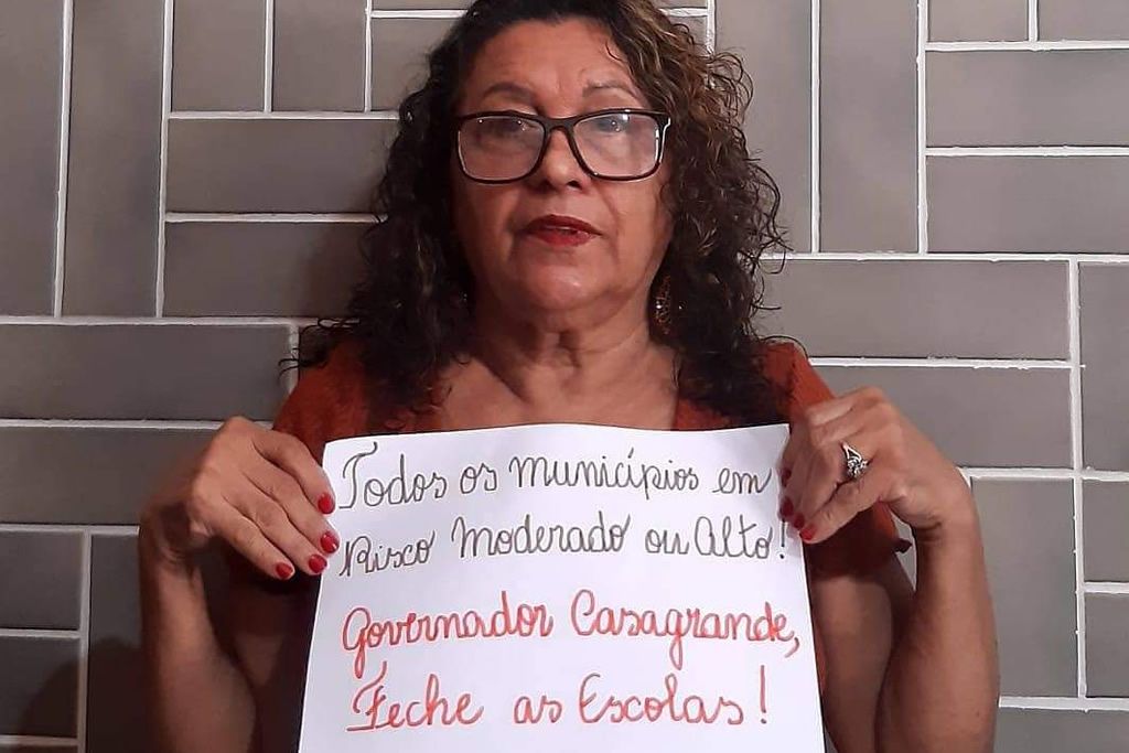 campanha_feche_escolas_sindiupes_redes_sociais.jpg