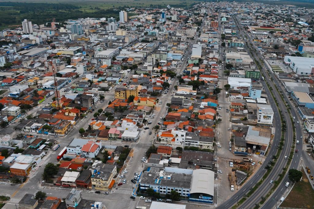 linhares_felipereis_prefeitura.jpg