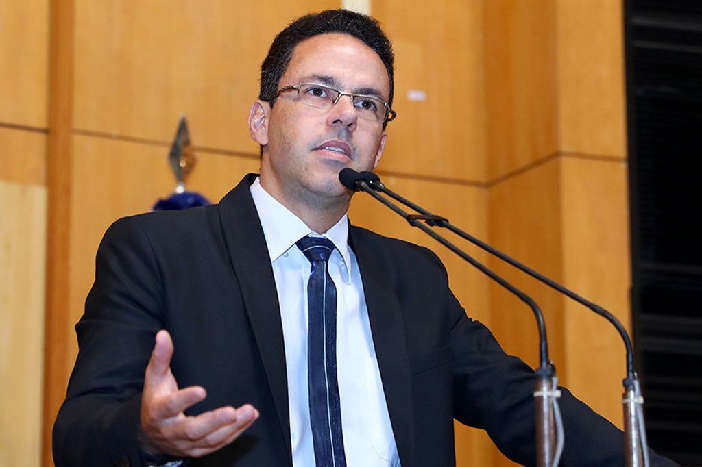 rafael_favatto_1_tatibeling_ales.jpg