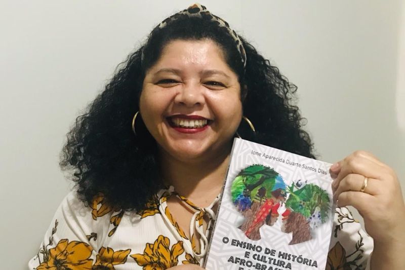 ione_aparecida_livro_divulgacao.jpg