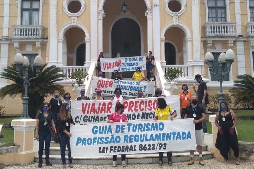 protesto_guias2_CreditosDivulgacao.jpg