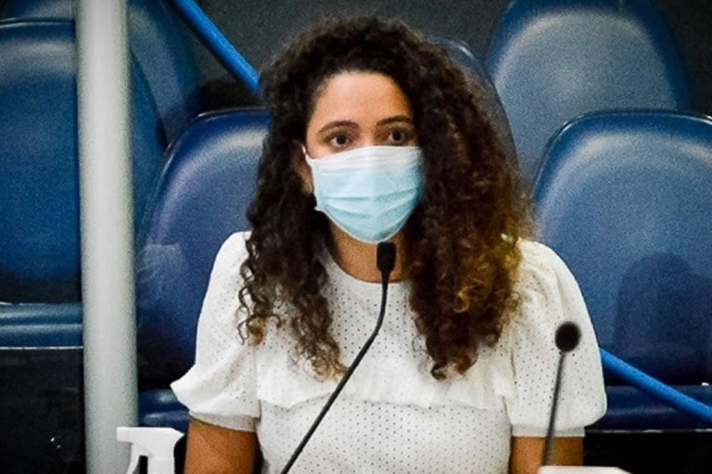 karla_coser_plenario_divulgacao.jpg