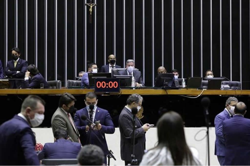 camara_plenario_reforma_agcamara.jpg