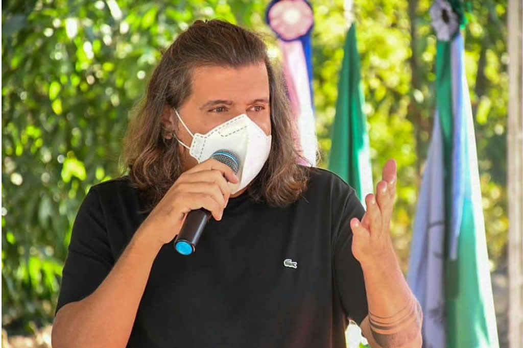danieldaacai_2_redessociais.jpg
