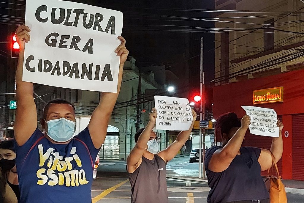 manifestacao_fafi_FotoElaineDalGobbo.jpg