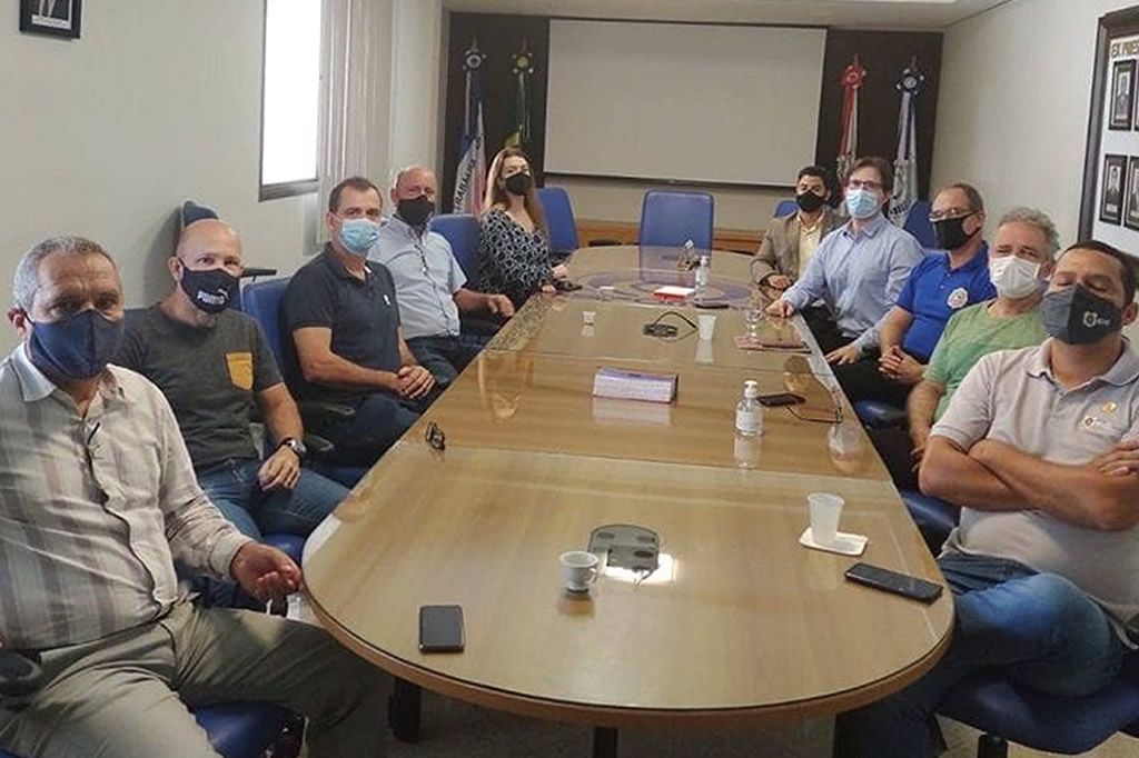 frente_policais_divulgacao.jpg