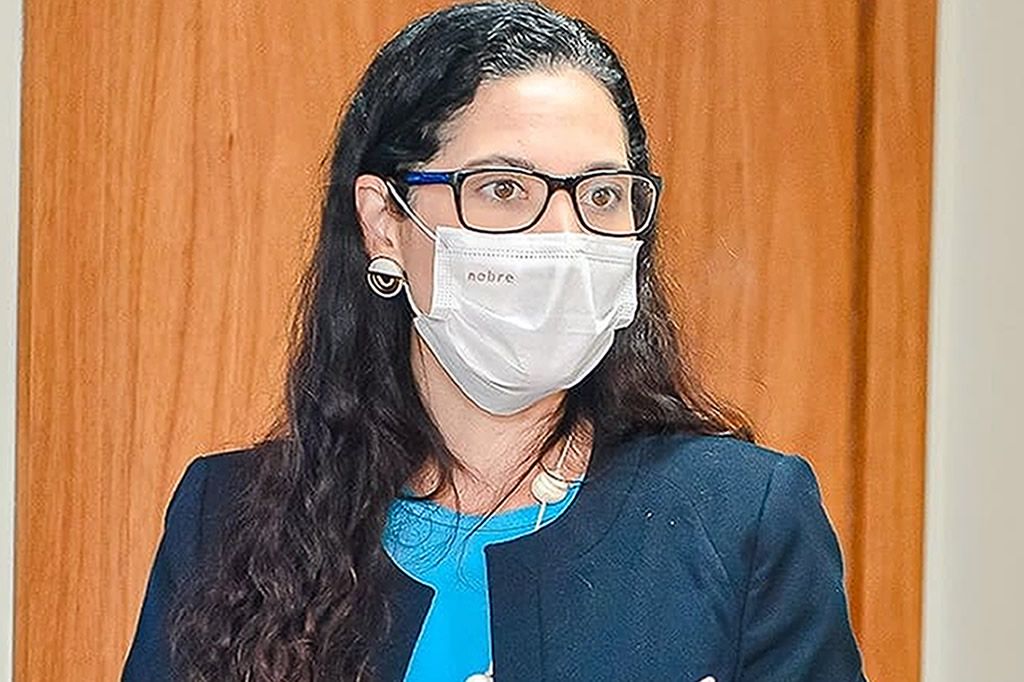 Juliana_Rohsner_secretariavitoria_redessociais.jpg