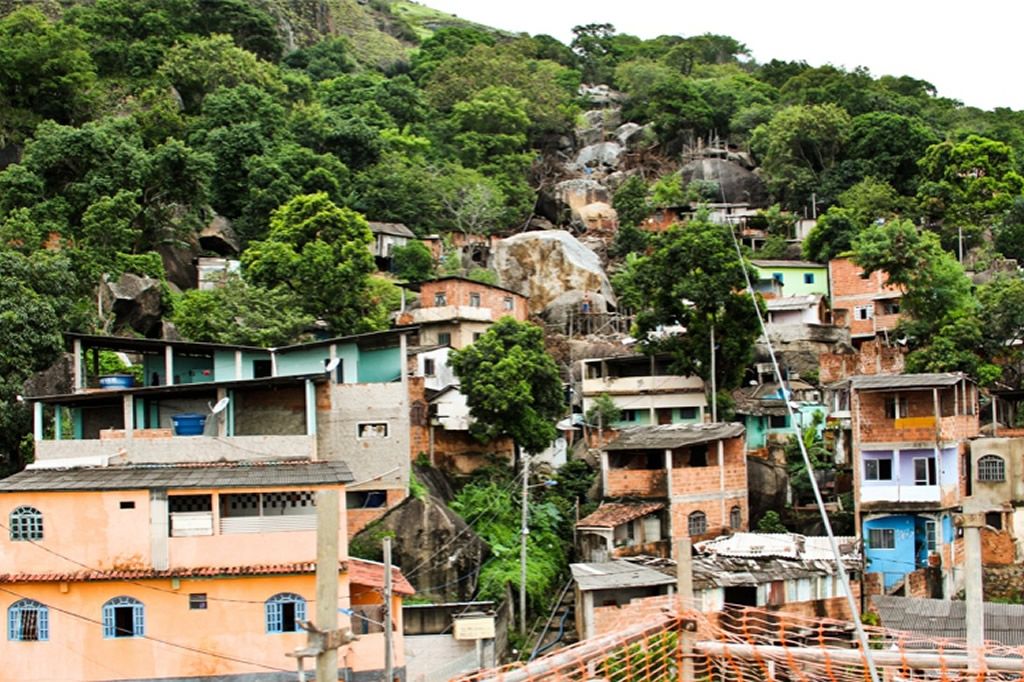 favela_Vilavelha.jpg