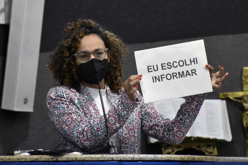 camilavaladao_escolhiinformar_Kebim_Tamanini.jpg
