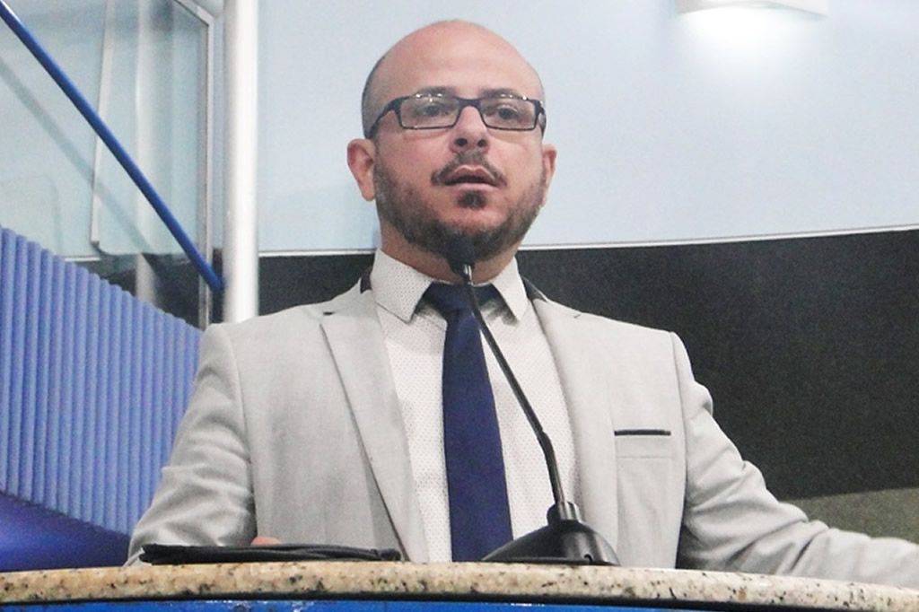 vinicius_simoes_cmv.jpg