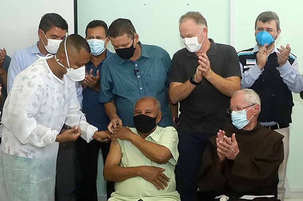 idosos_quartadose_heliofilho_secom.jpg