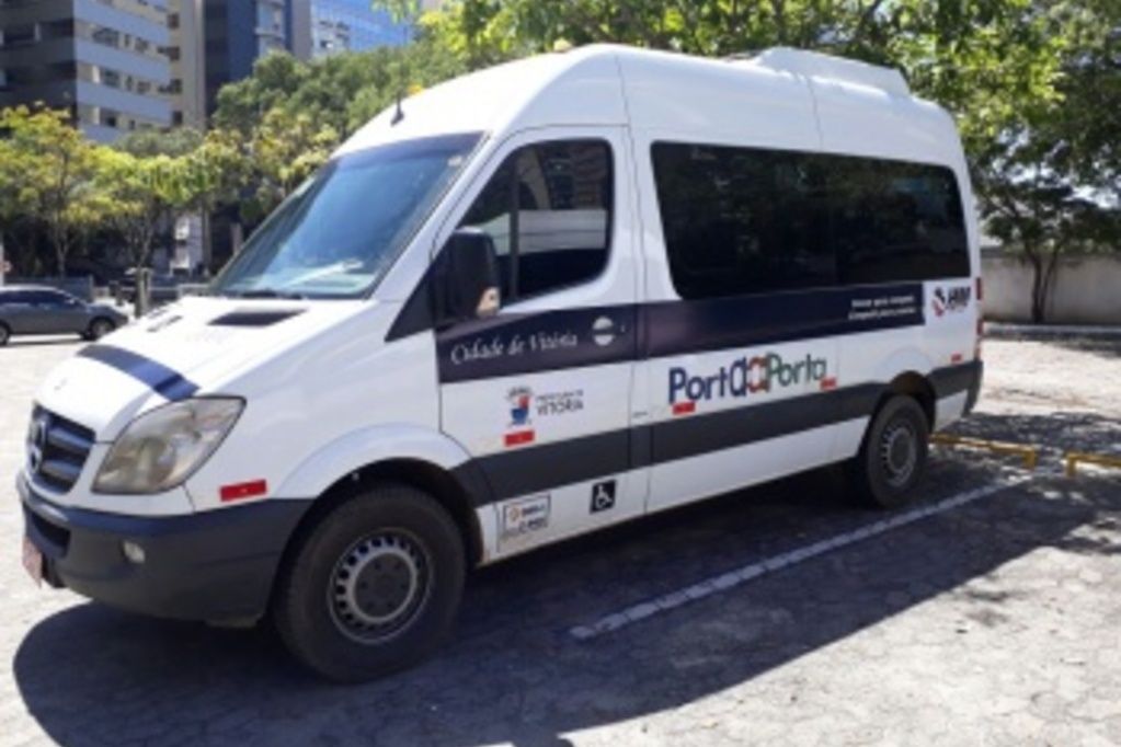 CarroPortaaPortaFotoPMV.jpg
