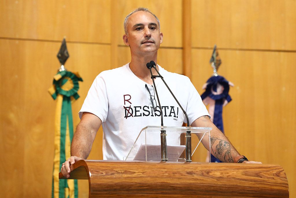 bricalli_assin_lucas_s_costa_ales.jpg