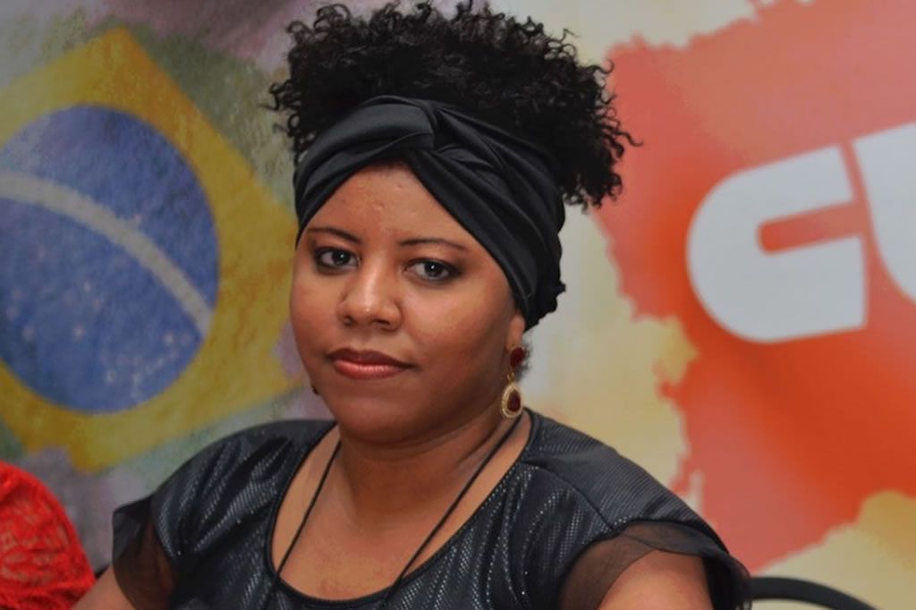 jackeline_rocha_3_redesociais.jpg