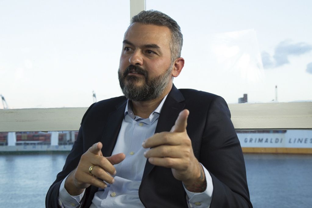 neto_barros_leonardo_sa_1.jpg