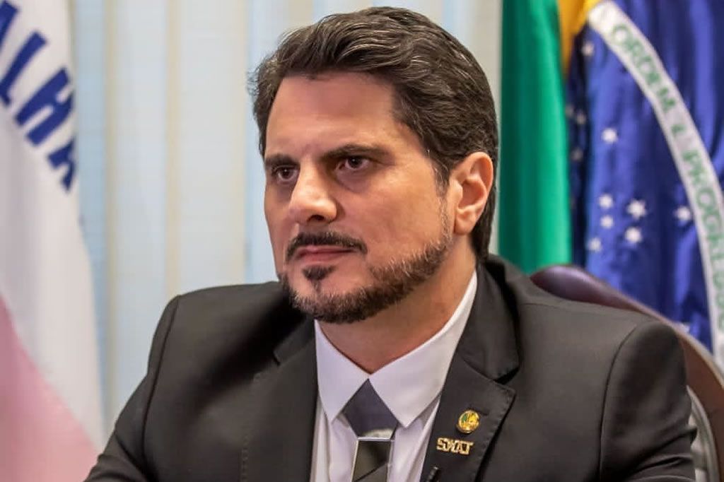 marcosdoval_senador_7_redesociais.jpg