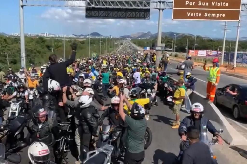 motociata_bolsonaro_redessociais.jpeg