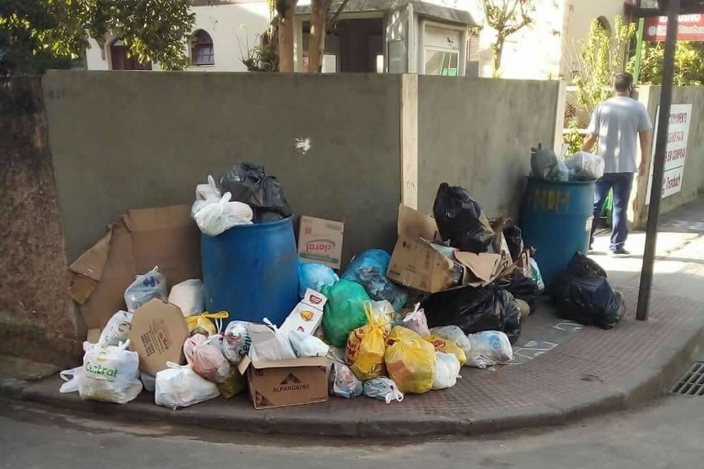 lixo_domingosmartins_divulgacao.jpg