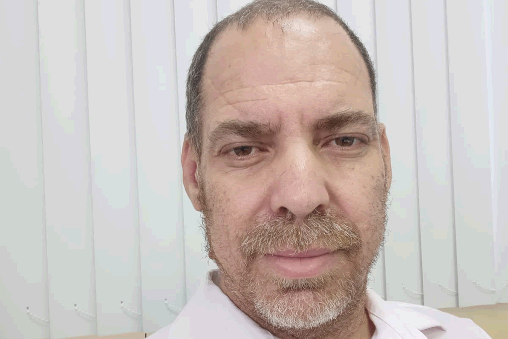ednilson_felipe_economista_odc_arquivo_pessoal.gif