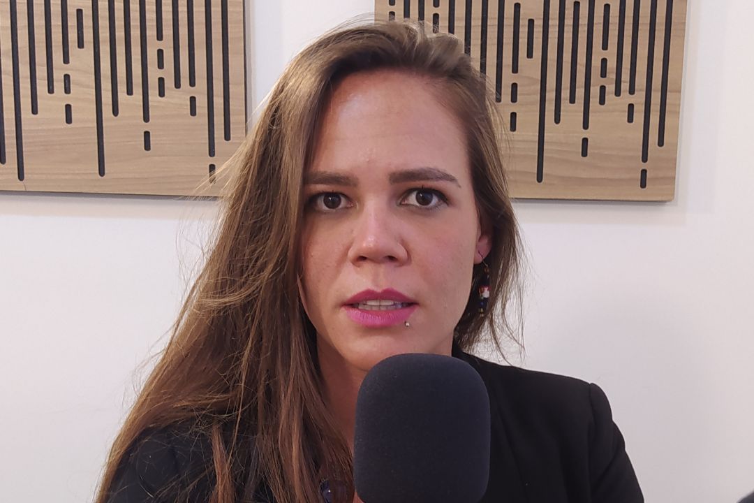 lara_sartorio_foto_vitor_taveira.jpg