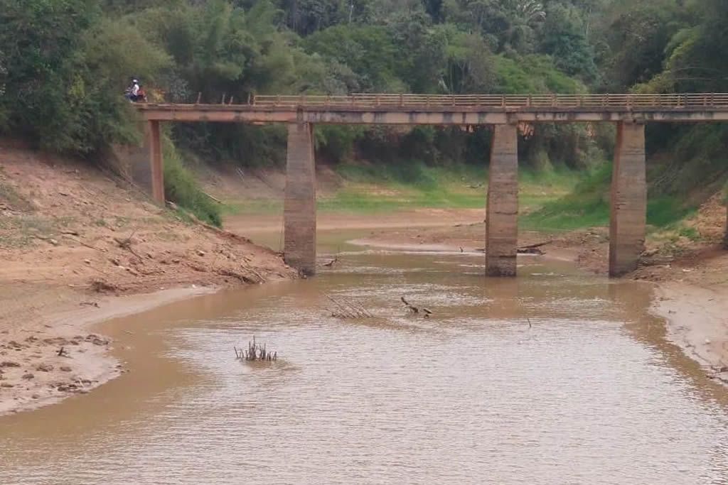 rio_santa_maria_barragem_rio_bonito_ponte_facebook.jpg
