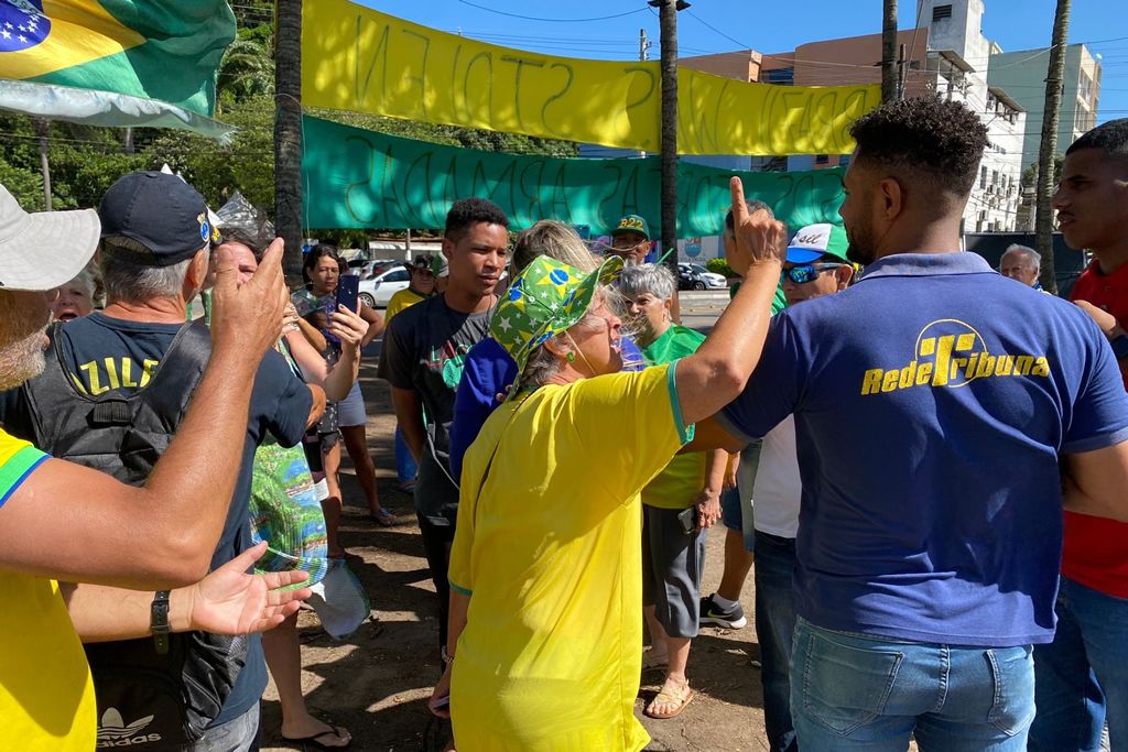 agressao_imprensa_bolsonaristas_prainha_josue_de_oliveira.jpg