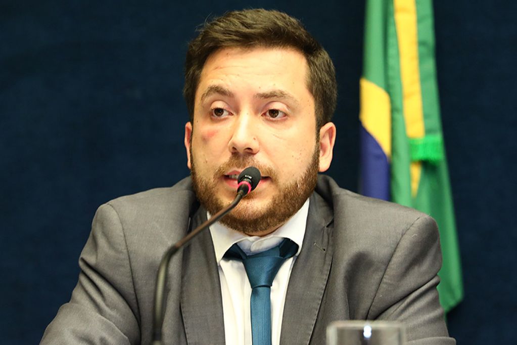 armandinho_Ellen_Campanharo_ales.jpg