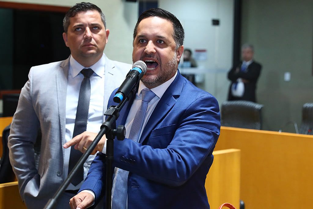 gandini_emendaestudantes_lucasscosta_ales.jpg