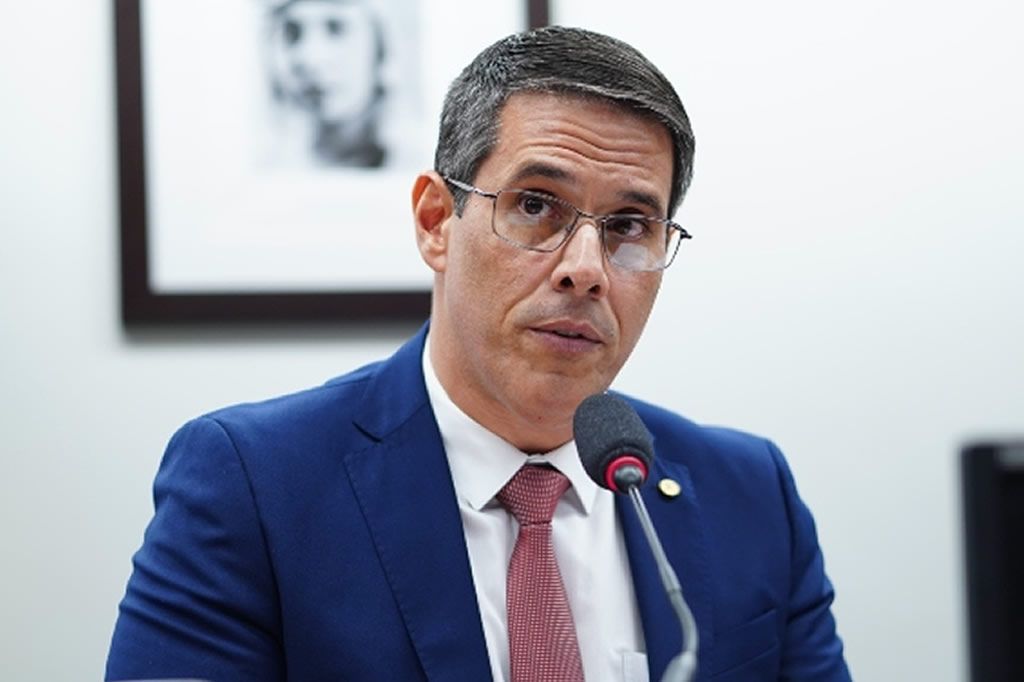 amaroneto_sessao_agenciacamara.jpg