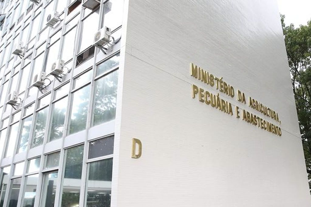 ministerioagricultura_valtercampanato_abr.jpg