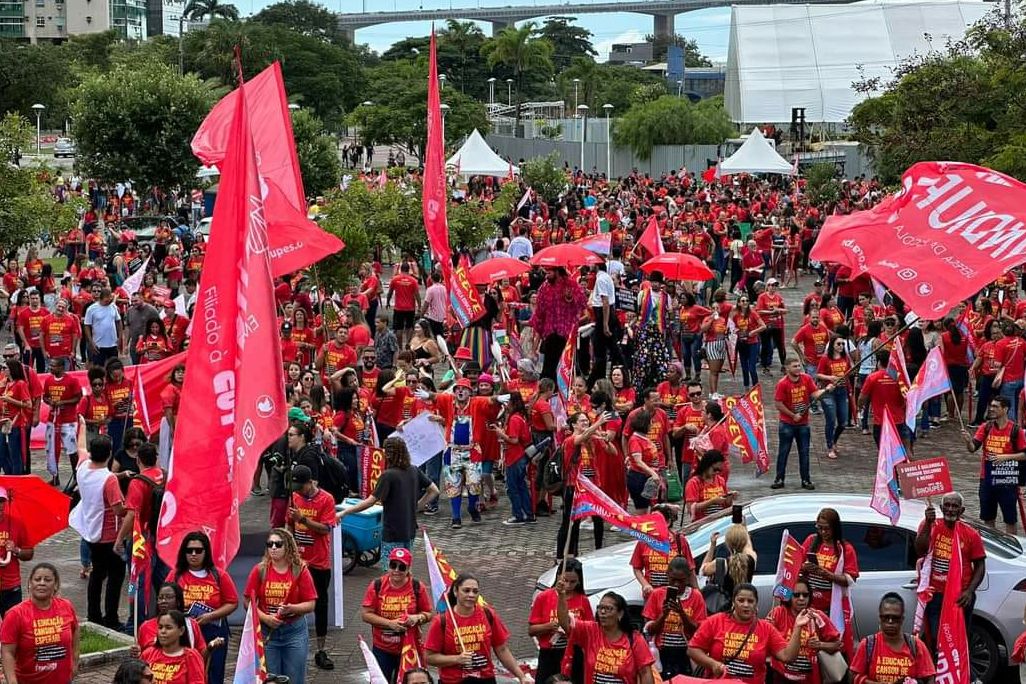 paralisacao_educacao_foto_mandato_karla_coser.jpg