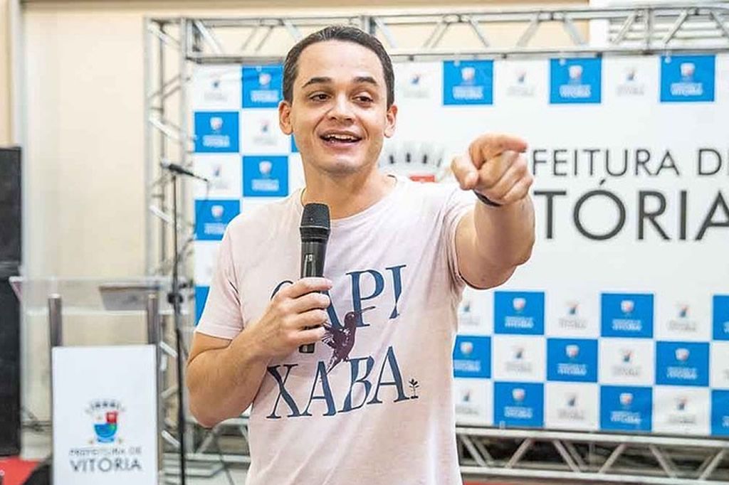 lorenzo_prefeito_vitoria_redessociais.jpg