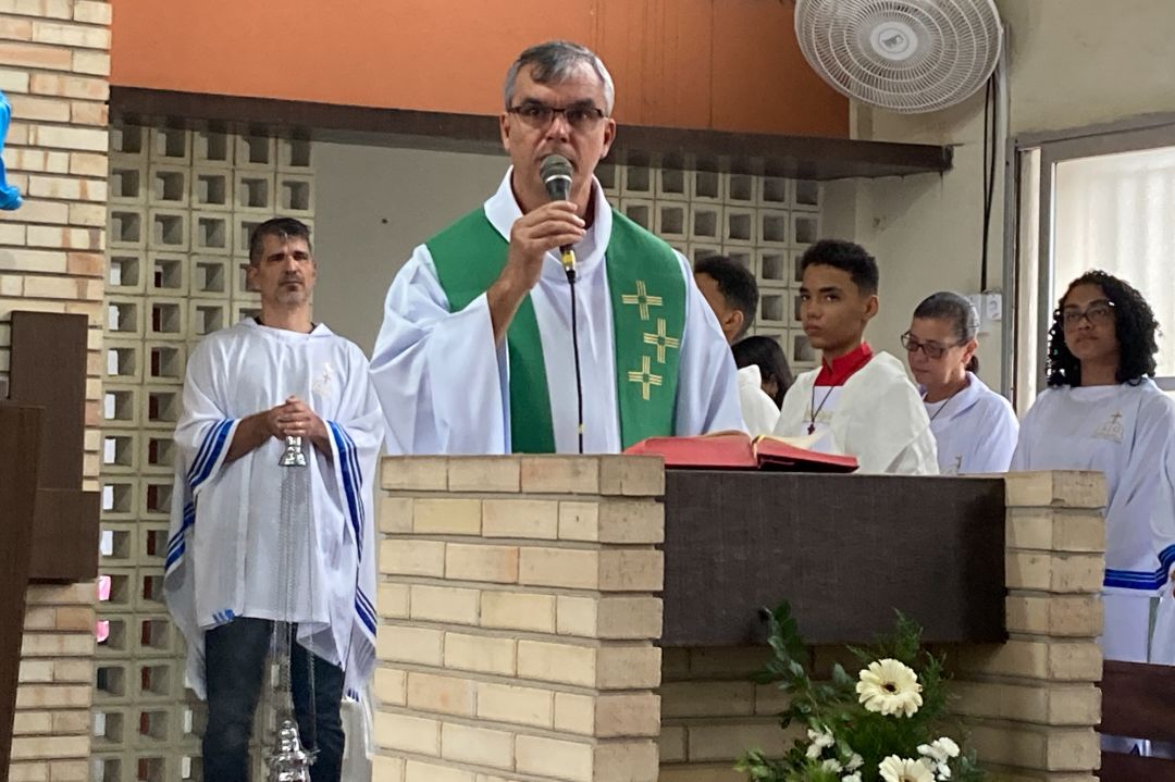 padre_kelder_leonardo_sa-2.jpg