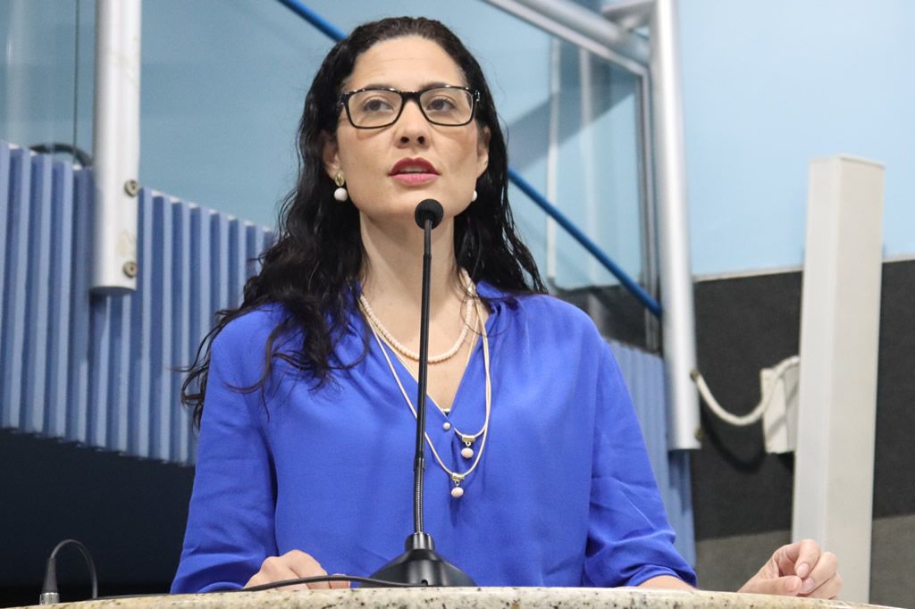 secretariaeducacao_julianaRoshner_CMV.jpg