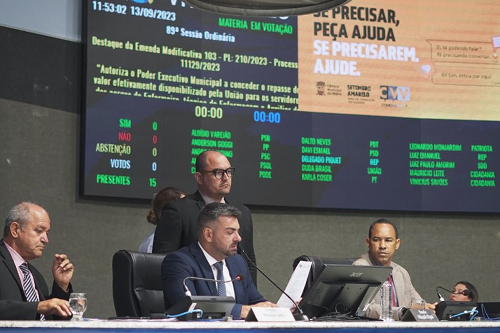 sessao_cmv_FotoCmara.jpg