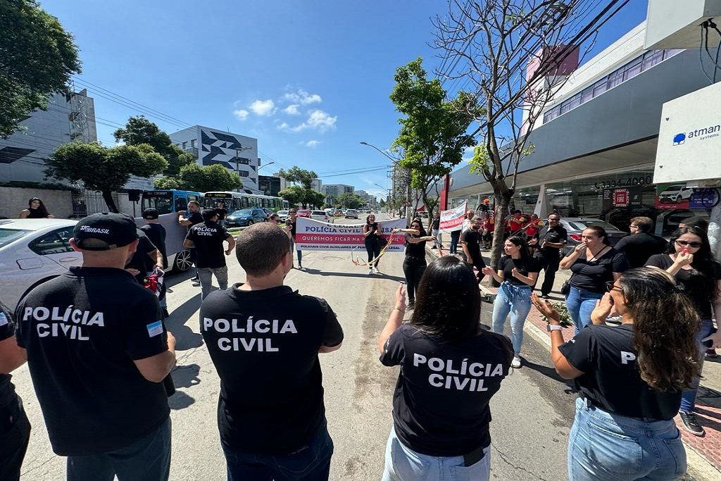 protesto_auxiliares_pericia_FotoDivulgacao.jpg