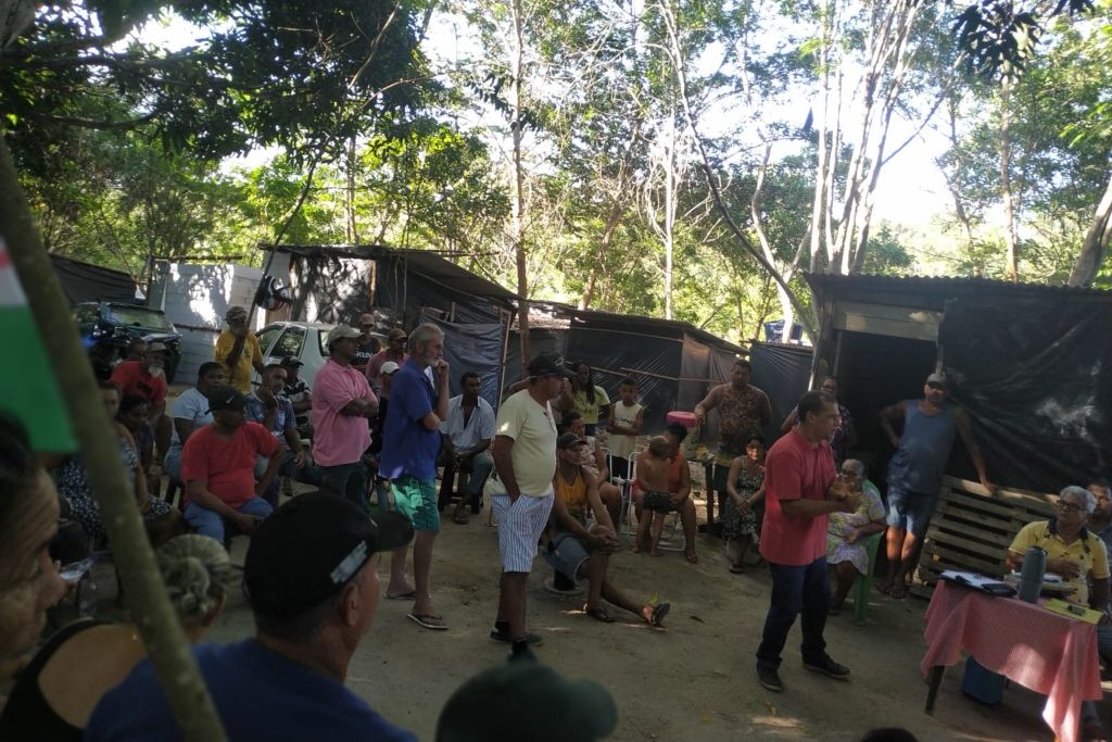 acampamento_pinheiros_divulgacao.jpg
