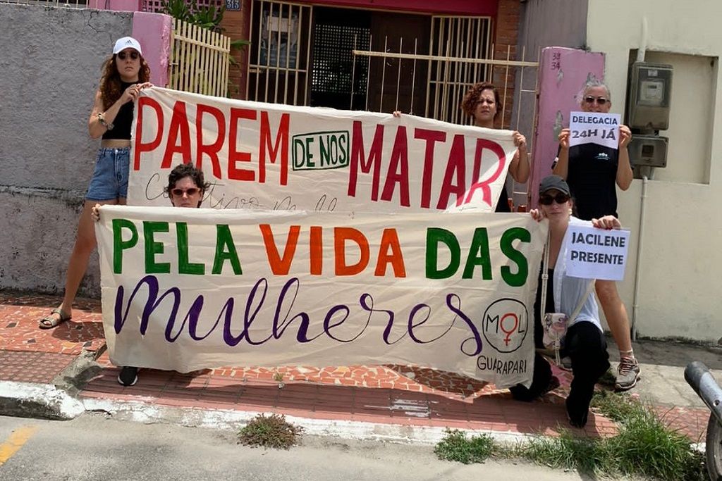 protesto_guarapari_feminicidio_deams_divulgacao_coletivo_mulheres_que_lutam.jpeg